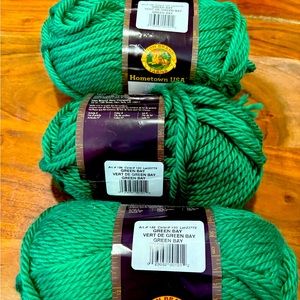 Lot of Lion Brand Hometown Yarn - 3 Skeins